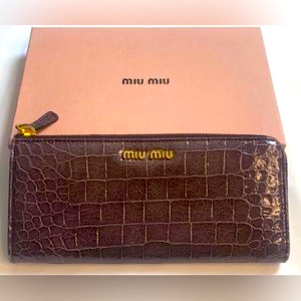Miu Miu | Bags | Miu Miu Wallet |. Like New Condi… - image 1